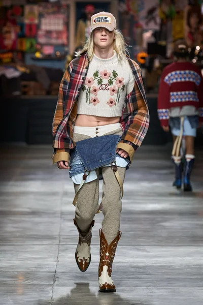 Look 20